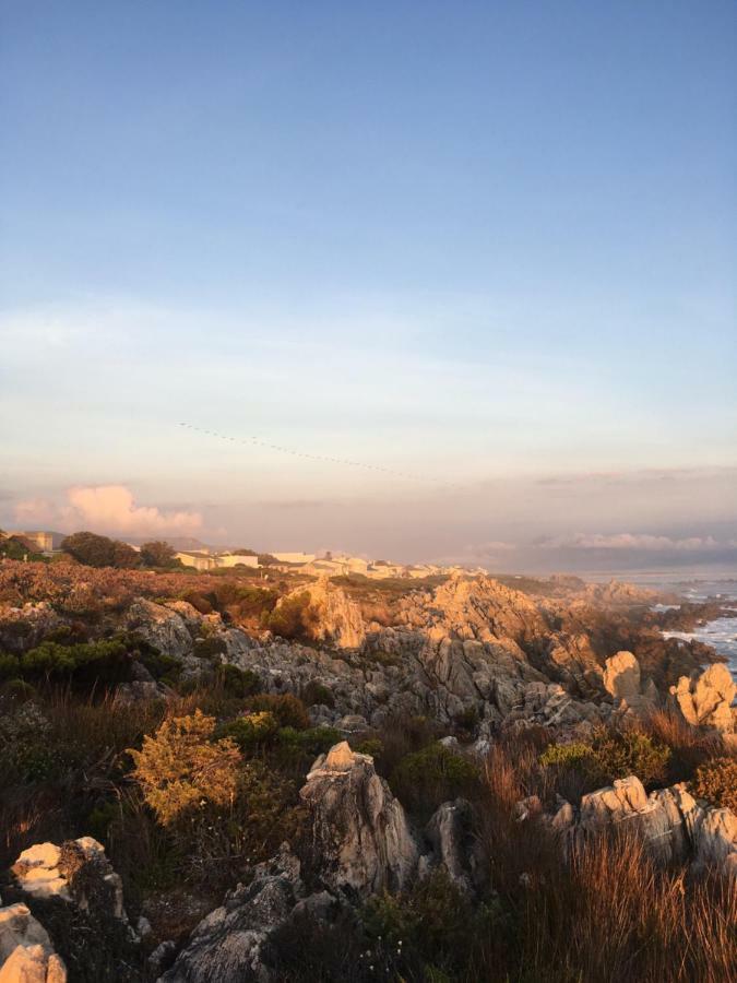 Rondawel With Sea View Apartment Kleinmond Luaran gambar
